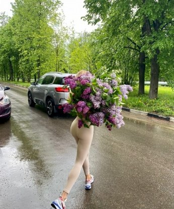 Мои услуги включают все, что ты можешь только пожелать – массаж, оральный секс, классический секс, ролевые игры и многое другое. Фото на моей странице 100% реальные, и мои клиенты всегда остаются довольными 😉 Не упускай возможность познакомиться со мной – я знаю, как расслабить тебя после тяжелого дня и сделать твои фантазии яркой реальностью 💋 Обращайся, и ты узнаешь, что такое настоящее удовольствие. Виктория